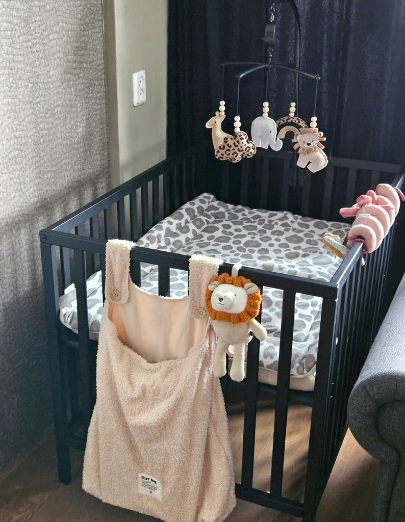 Baby box zwart met matras en hoeslaken., Ophalen, Gebruikt