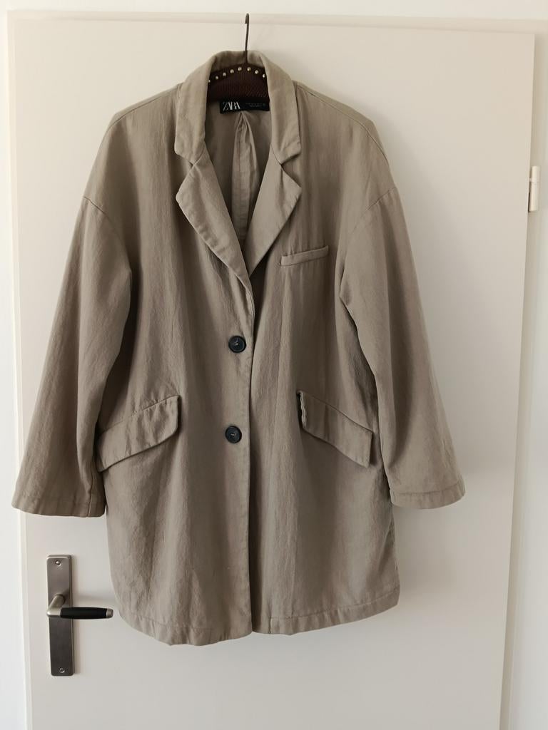Zara tussendoor jas te koop! Maat M, Kleding | Dames, Maat 38/40 (M), Ophalen of Verzenden, Zo goed als nieuw, Zara