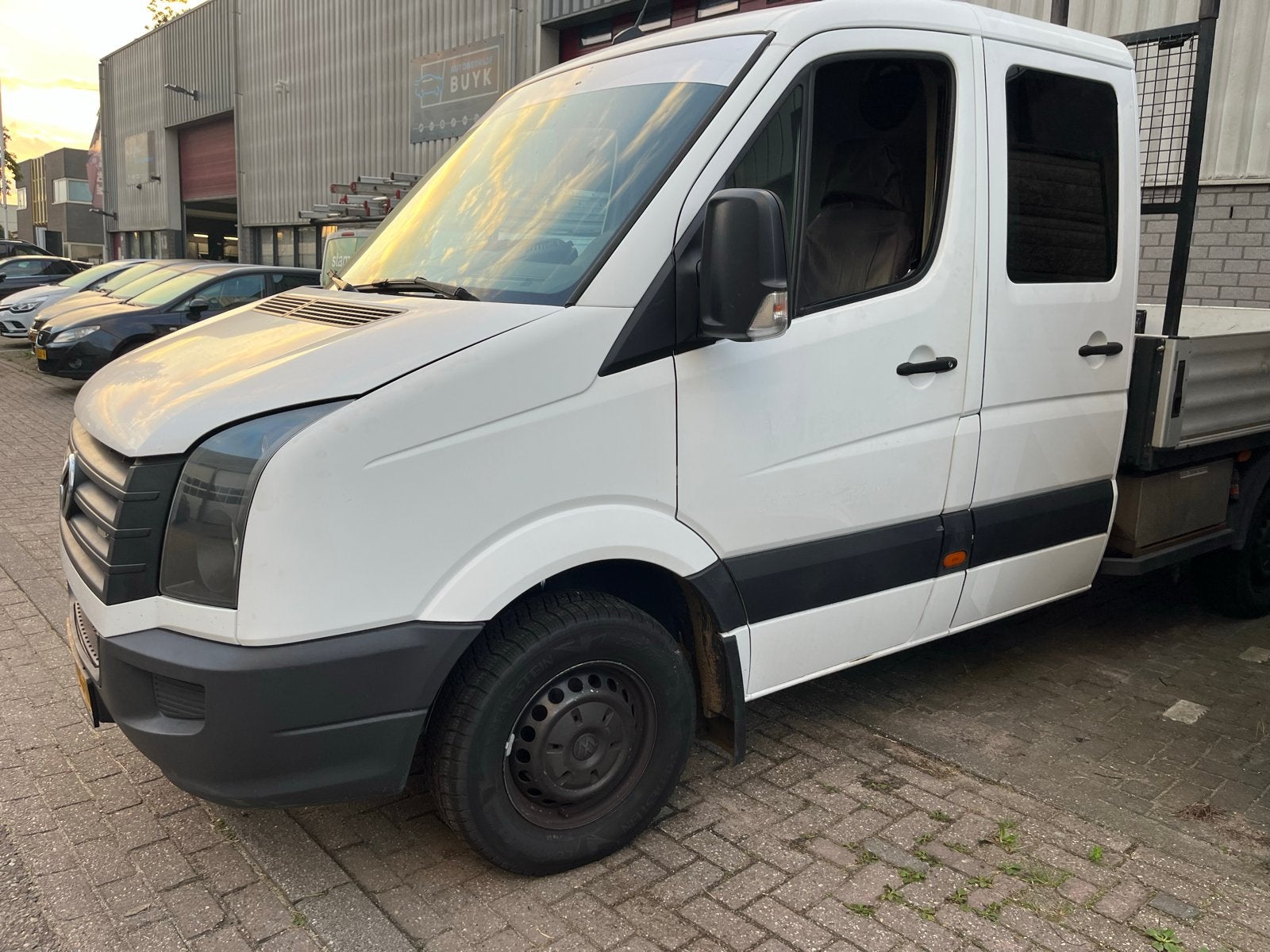 Volkswagen Crafter 2.0 TDI DC 2014 (lekke koppakking), 136 pk, 4 cilinders, Volkswagen, 7 stoelen