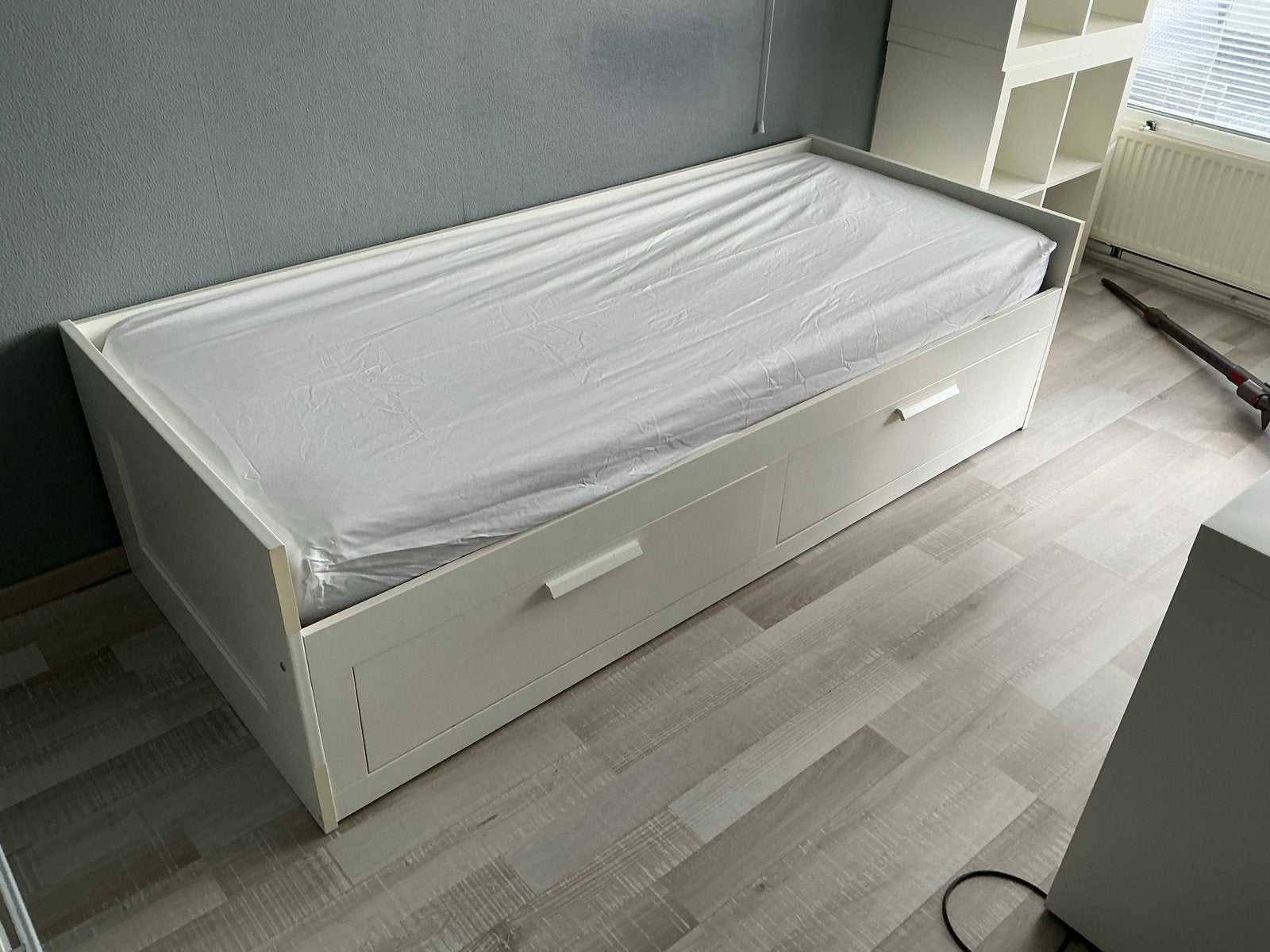 Ikea Brimnes 1-persoonsbed met matras en 2 lades, Ophalen, 85 tot 100 cm, Gebruikt, Matras