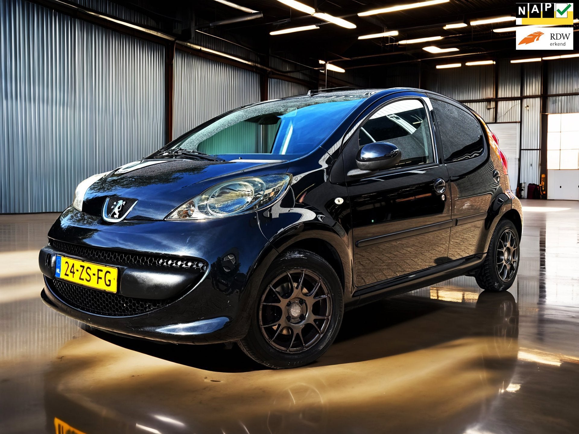 Peugeot 107 1.0-12V XS Airco_1jr APK_elekterische pakket 15', Voorwielaandrijving, Gebruikt, 4 stoelen, Origineel Nederlands