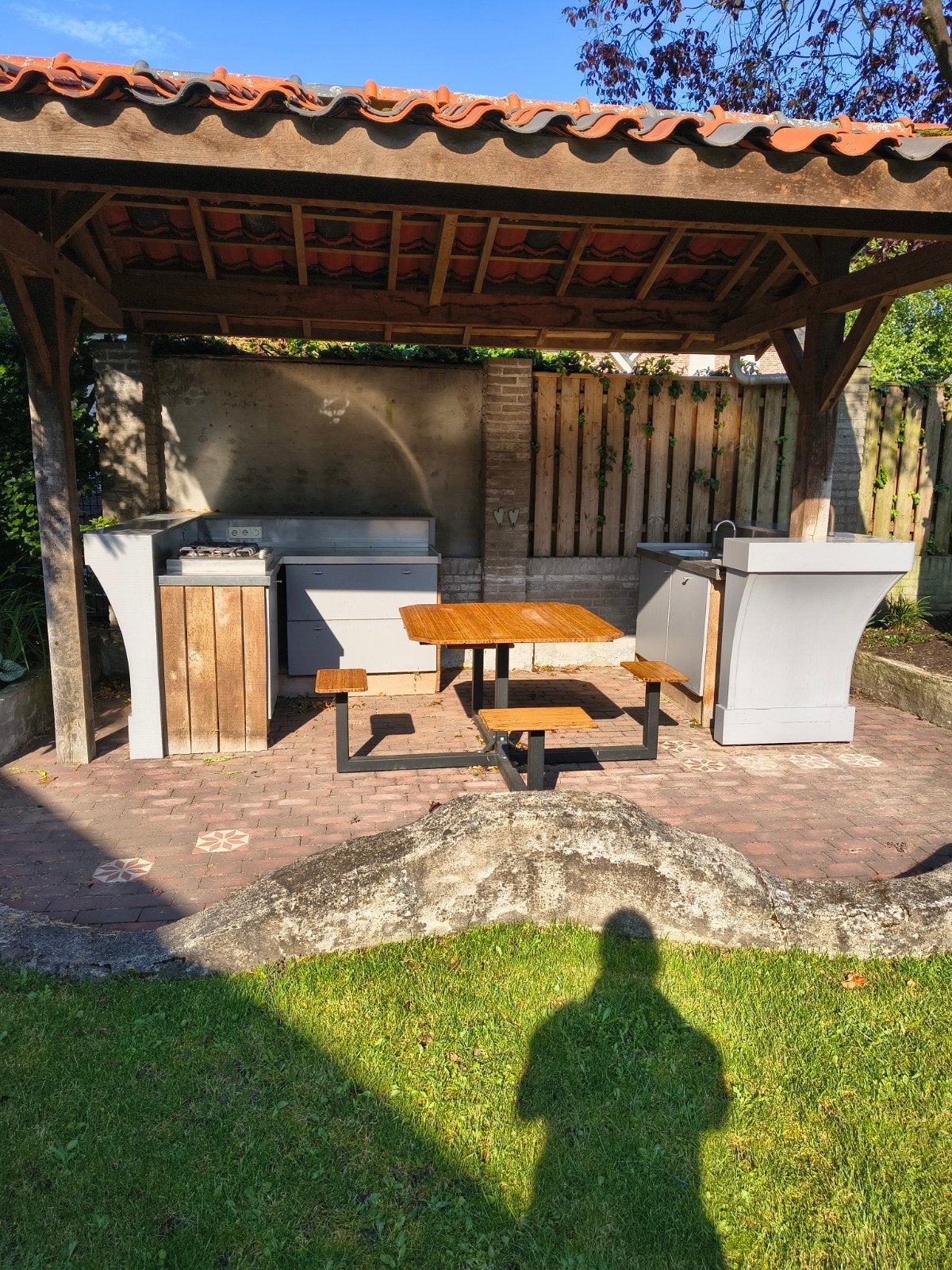 Buitenkeuken, Ophalen