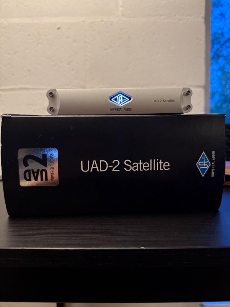UAD Satelite QUAD Firewire, Ophalen of Verzenden, Zo goed als nieuw