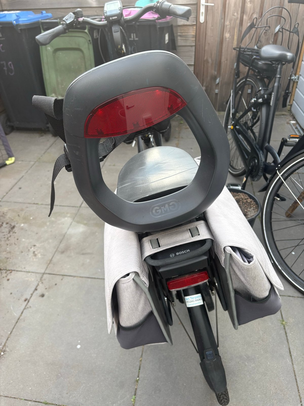 Yepp GMG Achterzitje - Gebruikt, Fietsen en Brommers, Fietsaccessoires | Fietsstoeltjes, Ophalen of Verzenden, Gebruikt, Achterzitje