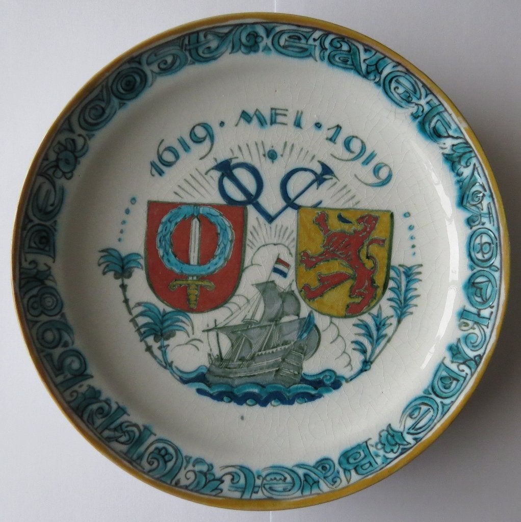 Porceleyne Fles Delft Bord 300 jaar VOC, Antiek en Kunst, Ophalen of Verzenden