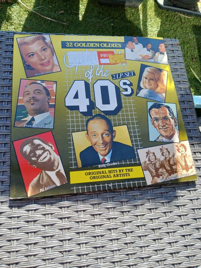 32 Golden Oldies of the 40's - 2 LP-SET, Ophalen of Verzenden, Gebruikt, 12 inch