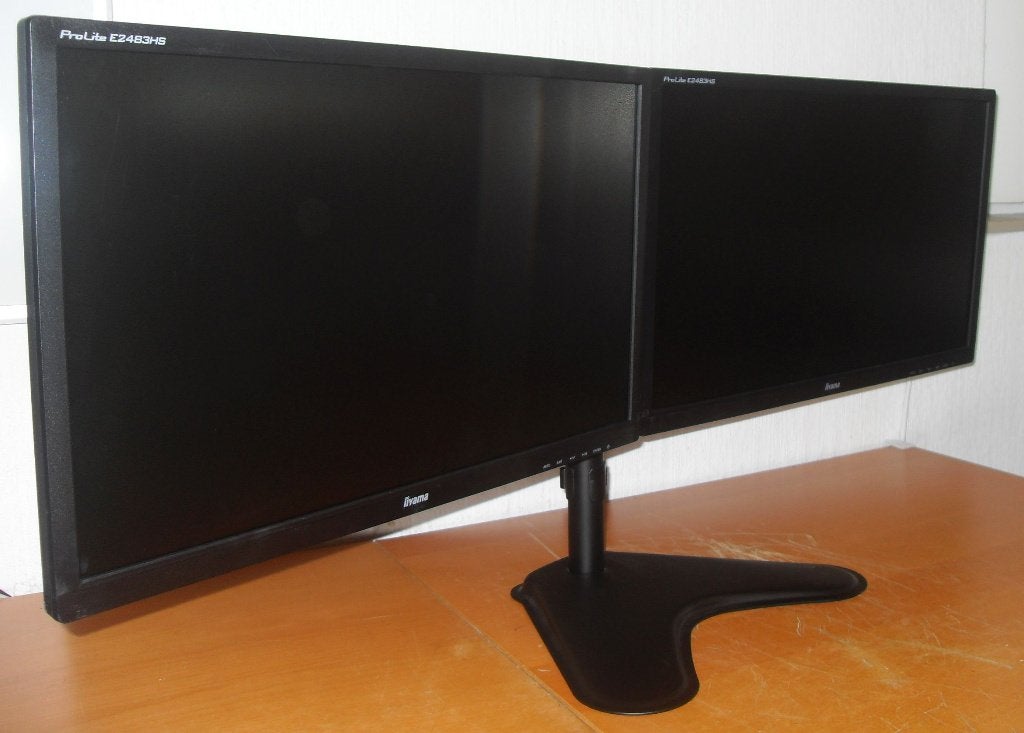 2x 24 inch Full HD schermen  op dubbele monitor-arm, Computers en Software, Ingebouwde speakers, DVI, Iiyama ProLite, Full HD