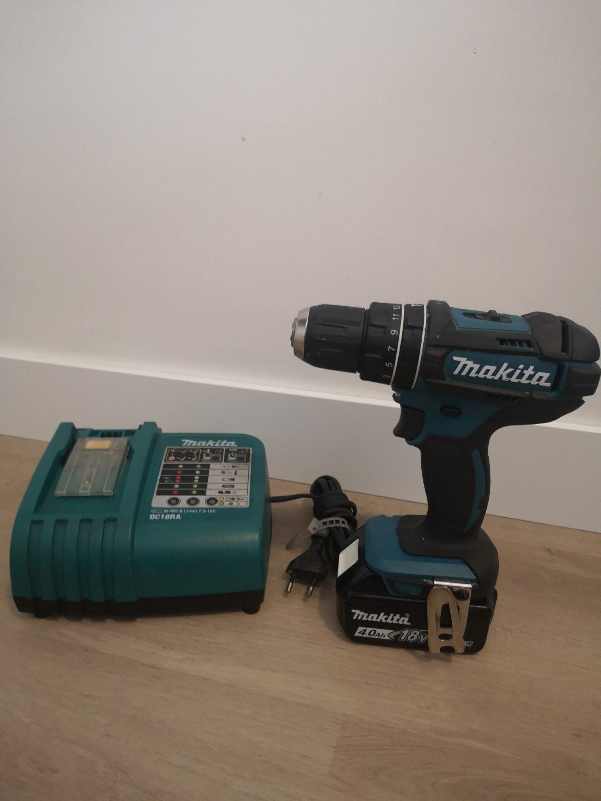 Makita Accu boormachine 18V 4.0Ah, Ophalen, Zo goed als nieuw, Boormachine