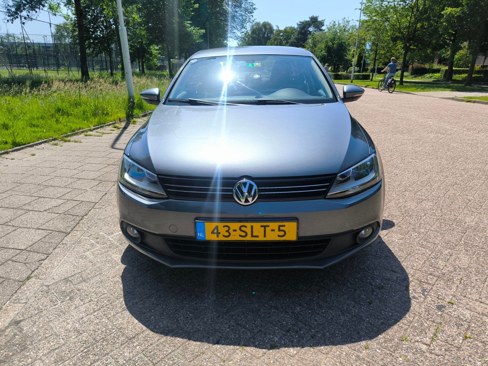 Volkswagen Jetta 1.2TSI 77KW H6 2011 Grijs, Voorwielaandrijving, Stof, 4 cilinders, Start-stop-systeem