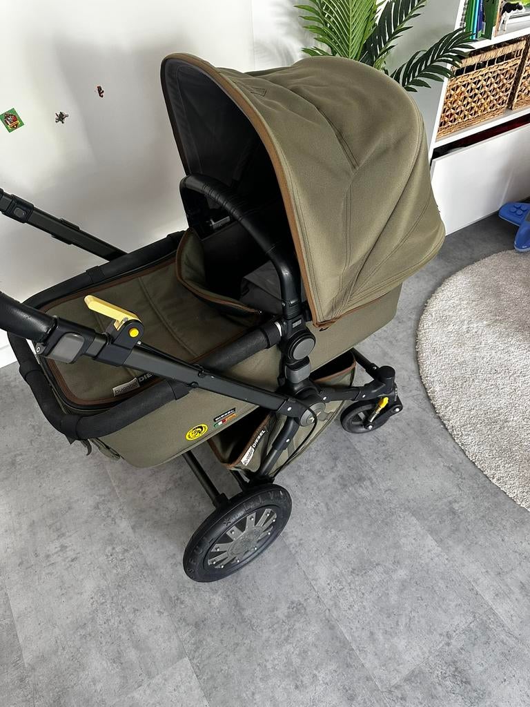 Bugaboo Diesel Limited Edition – Compleet + Accessoires, Bugaboo, Zo goed als nieuw, Bugaboo International B.V., 1105 BE