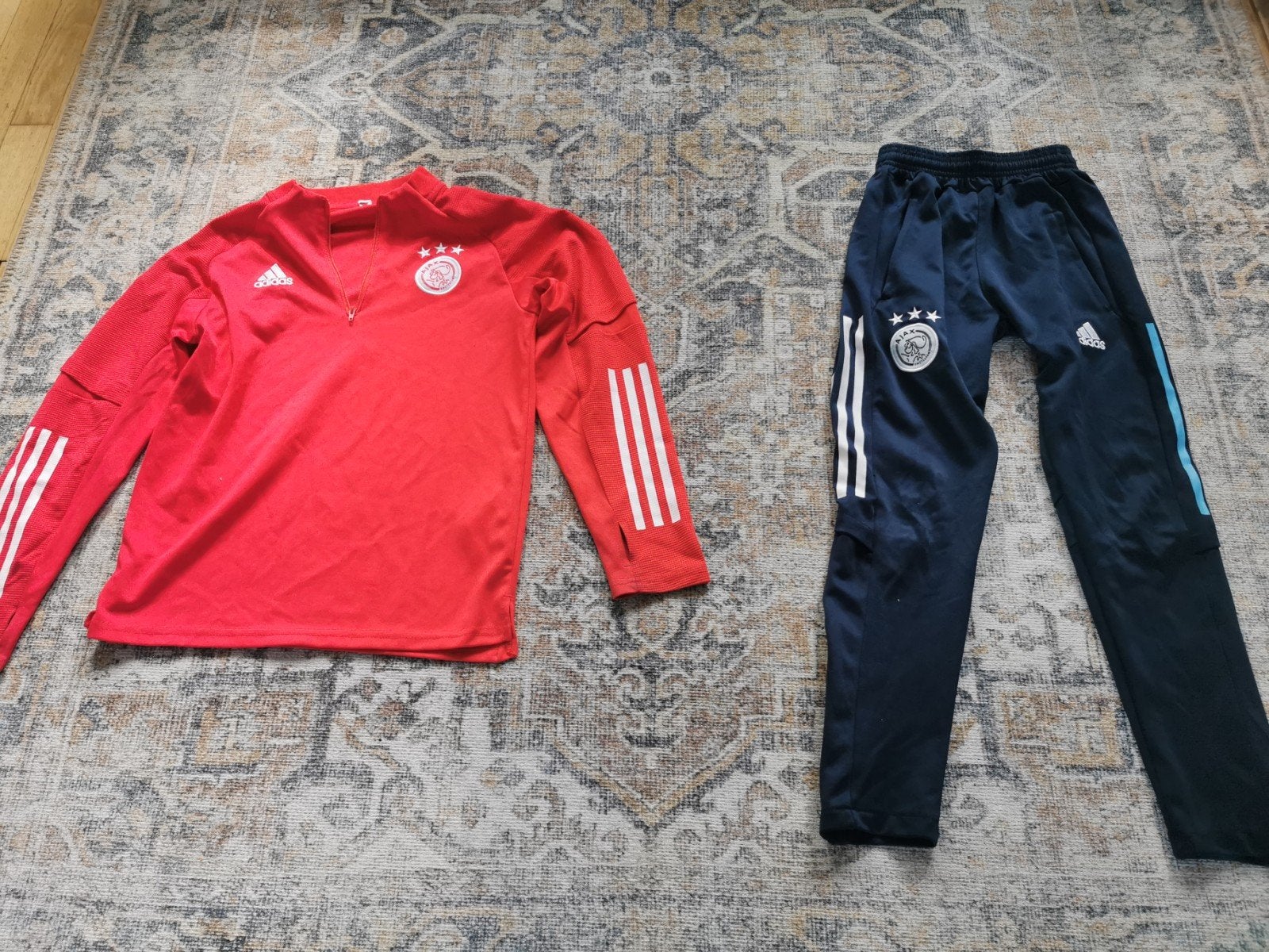 Mooi tranings pak AJAX, Ophalen of Verzenden, Gedragen, Meerkleurig, Voetbal
