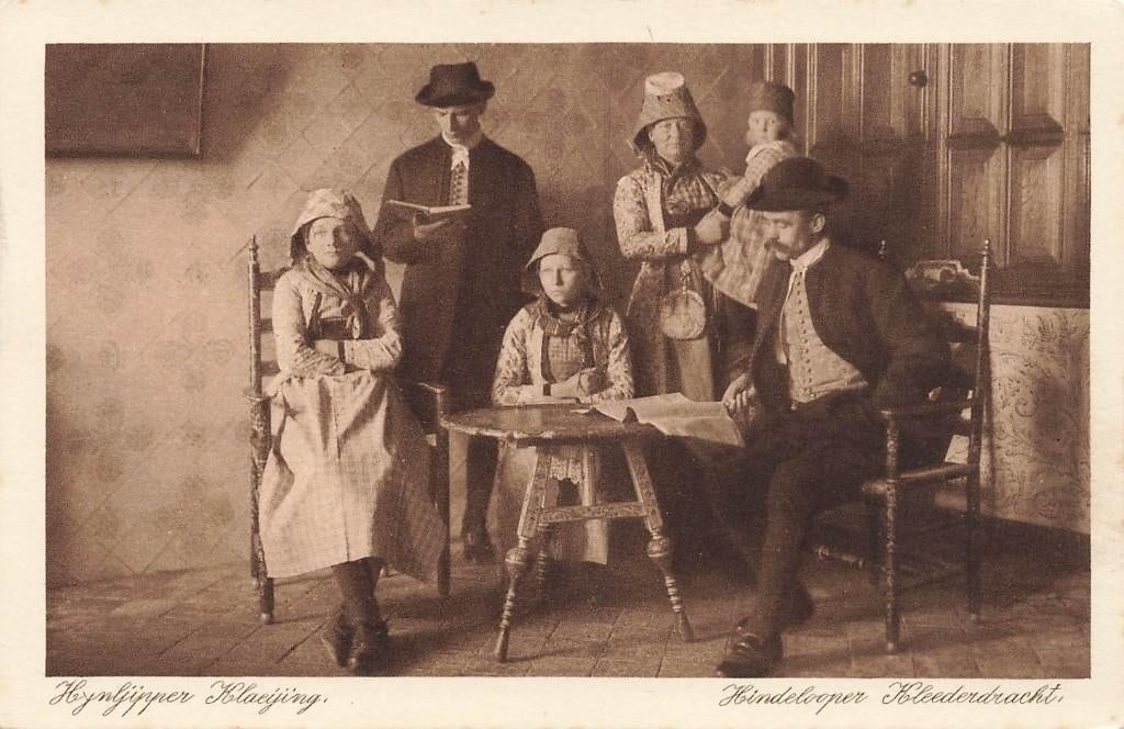 Hindelooper Kleederdracht, Ophalen of Verzenden, 1920 tot 1940, Ongelopen, Friesland