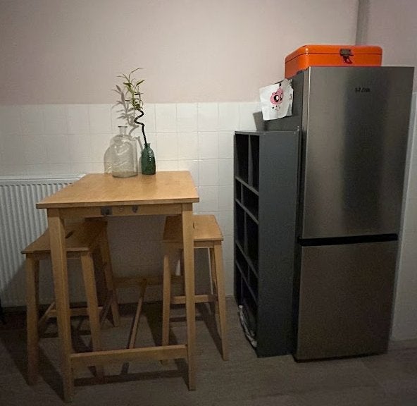 Ikea Barset tafel en 2 barkrukken massief hout - bosse, Ophalen, Gebruikt, 60 tot 90 cm, Hout