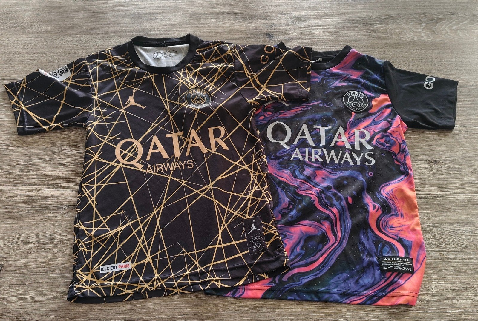 2 PSG shirts (Messi & Mbappé) maat 152 met lichte schade, Gebruikt, Ophalen of Verzenden, Shirt of Longsleeve, Nike
