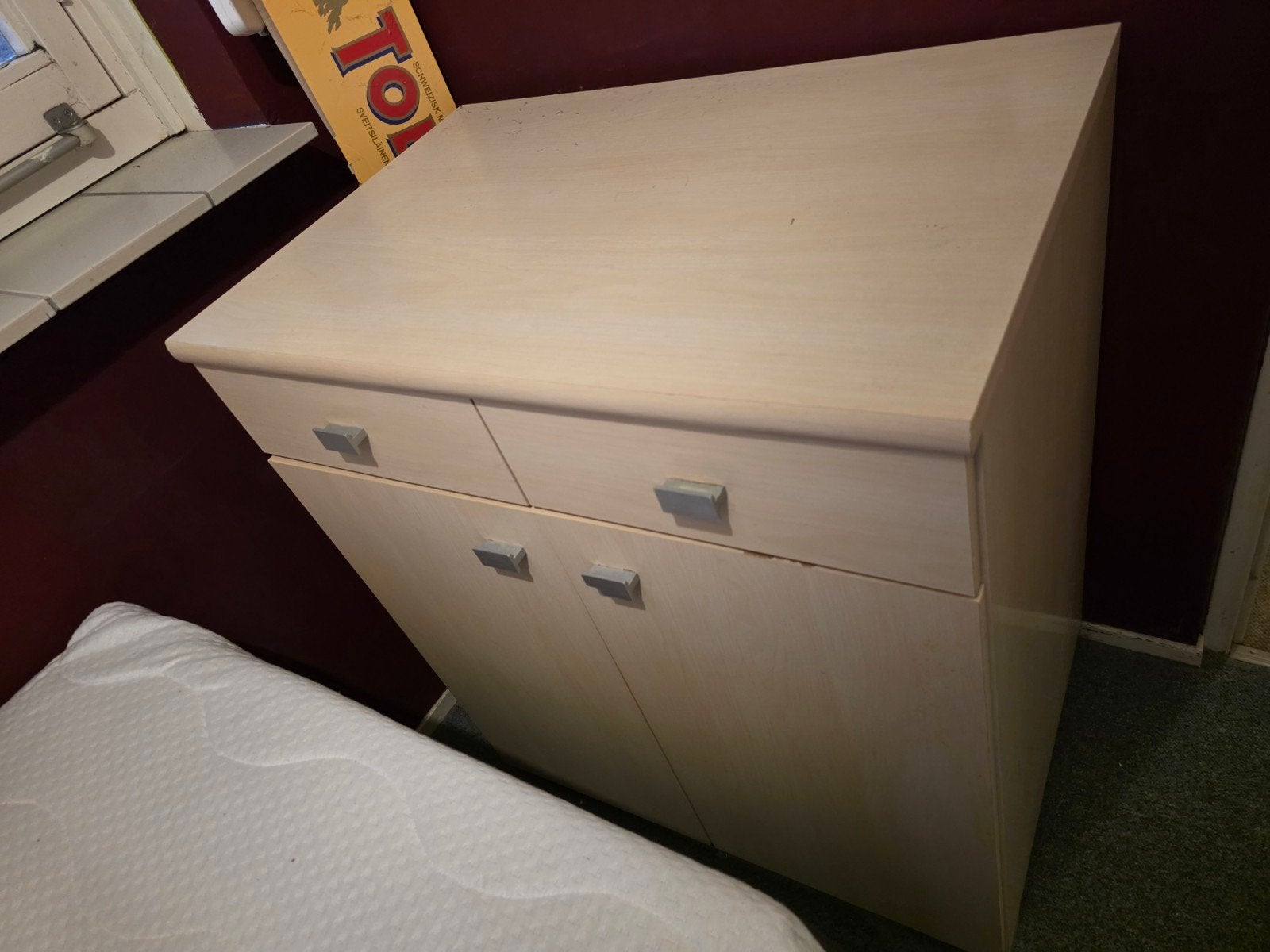Praktisch bureau met lades en opbergruimte, Ophalen, Met lades, Gebruikt, Hout
