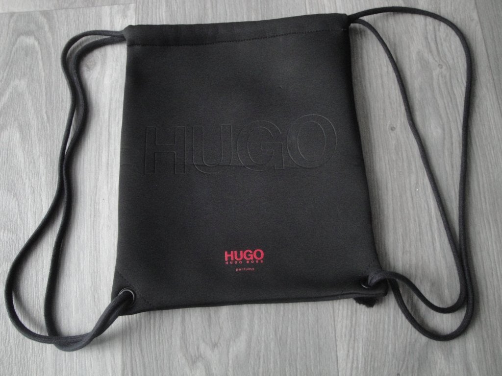 LEUKE ZWARTE "HUGO BOSS" TAS met TREKKOORD, Overige merken, 25 tot 40 cm, Nieuw, Ophalen of Verzenden