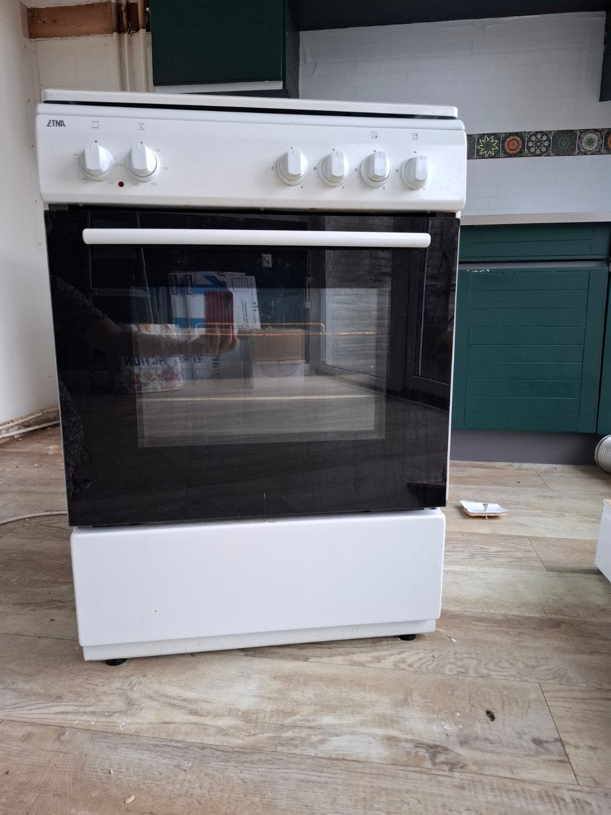 Etna Gasfornuis met Oven  MOET WEG!!, Witgoed en Apparatuur, Fornuizen, Ophalen, Gebruikt, 4 kookzones, Gas