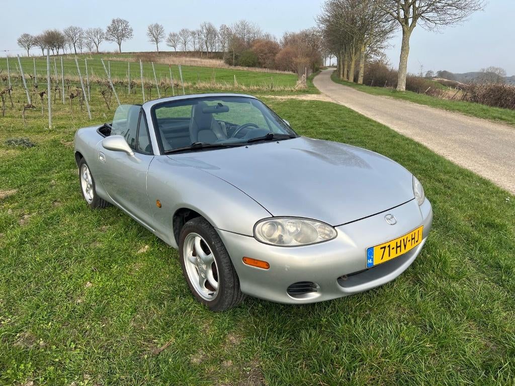 Mazda MX-5 1.8/VVT/LSD, Elektrische ramen, Achterwielaandrijving, 40 €/maand, Zwart