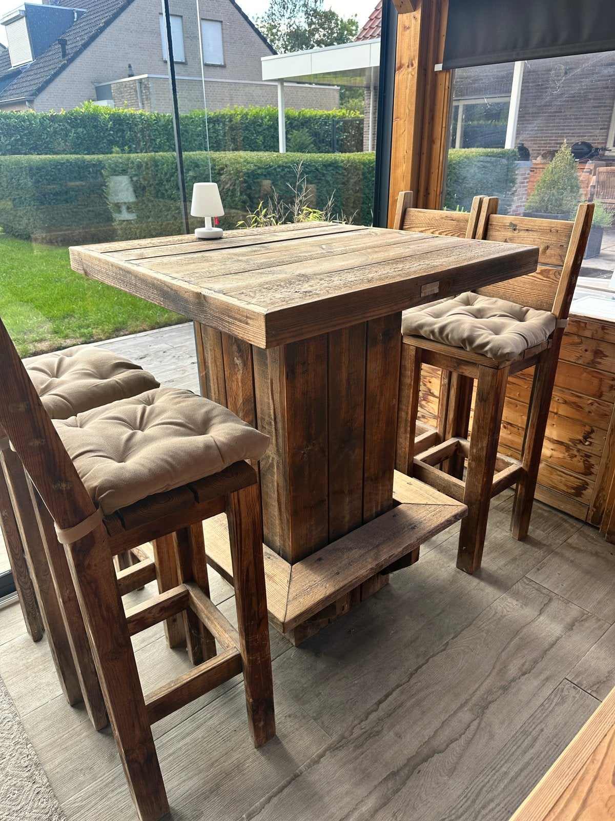 Steigerhouten bartafel met 4 barstoelen en 2 krukken, Ophalen of Verzenden, Zo goed als nieuw, Steigerhout