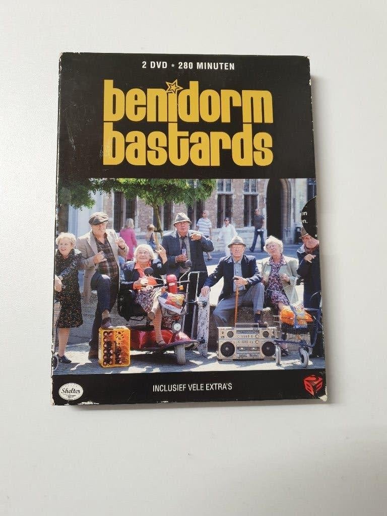 Dubbel DVD - Benidorm Bastards - Seizoen 1, Cd's en Dvd's, Gebruikt, Seizoen 1, Alle leeftijden, Ophalen of Verzenden
