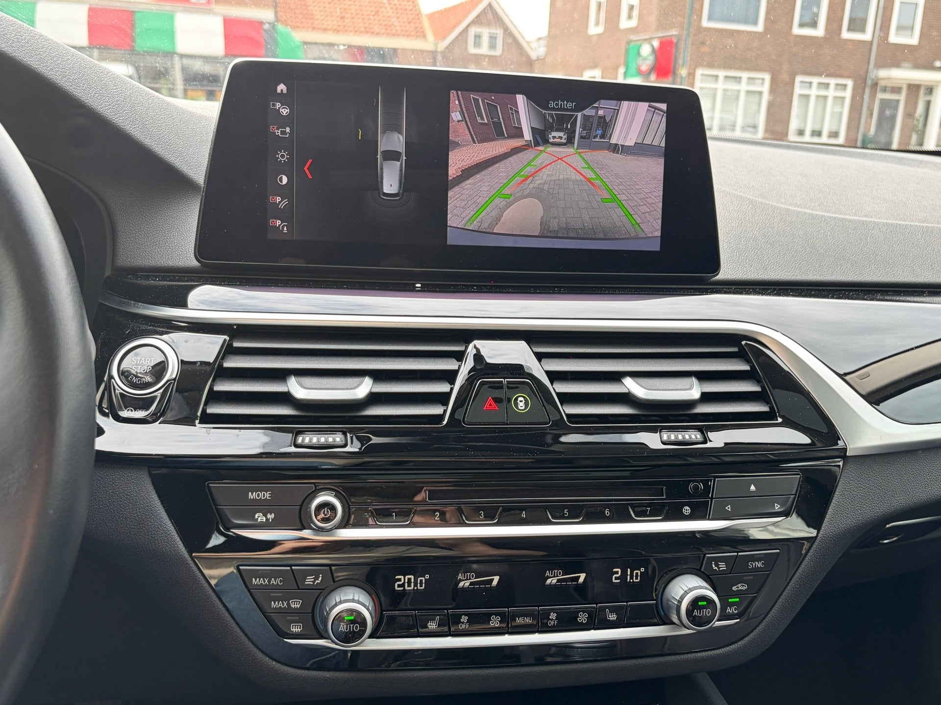 Foto 24 van BMW 5-serie Touring 520i High Executive Edition,Panoramadak,