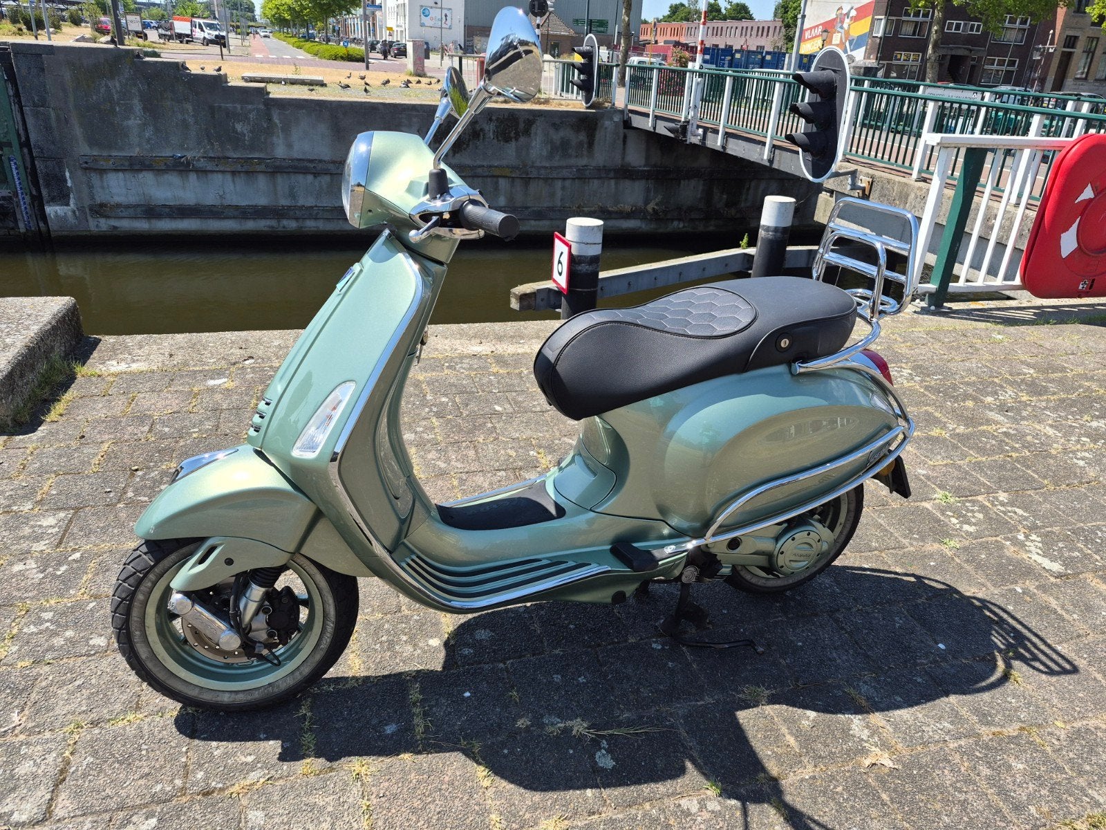 Vespa primavera 2020 - Zo goed als nieuw, slechts 7029 km, Fietsen en Brommers, Scooters | Vespa, Zo goed als nieuw, Overige modellen