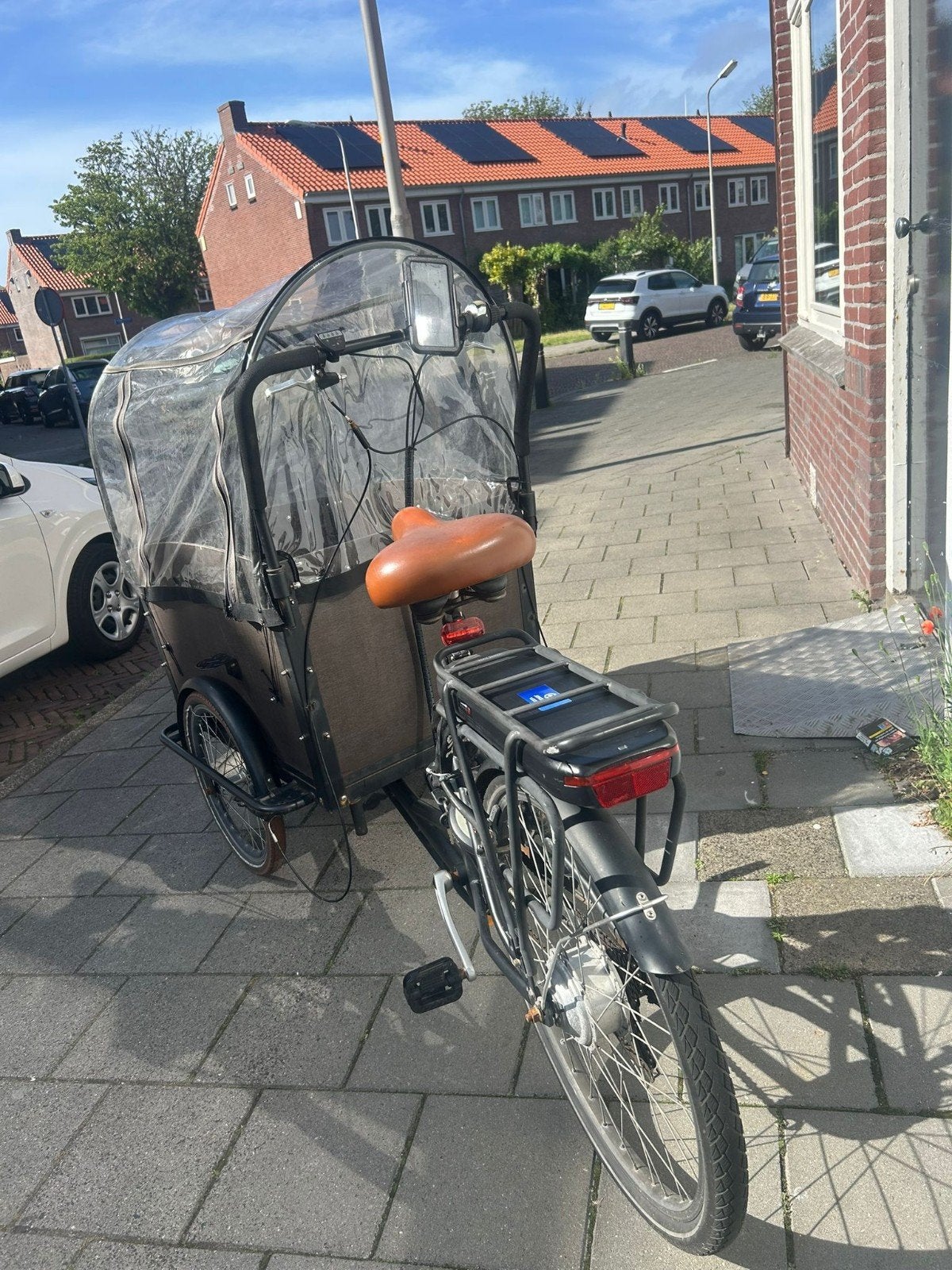 Elektrische bakfiets met huif, Ophalen of Verzenden, Gebruikt, 4 kinderen of meer, Huif