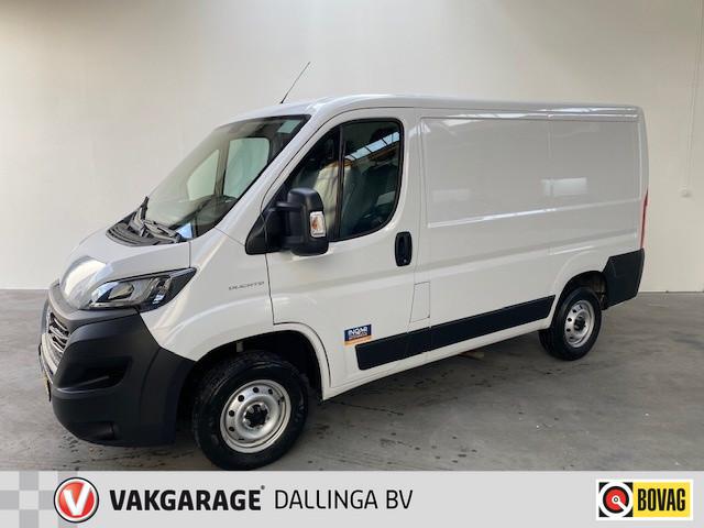 Fiat Ducato 30 2.3MJ Euro6D Pro edition L1H1 (bj 2021), Auto's, Start-stop-systeem, Gebruikt, Euro 6, Wit
