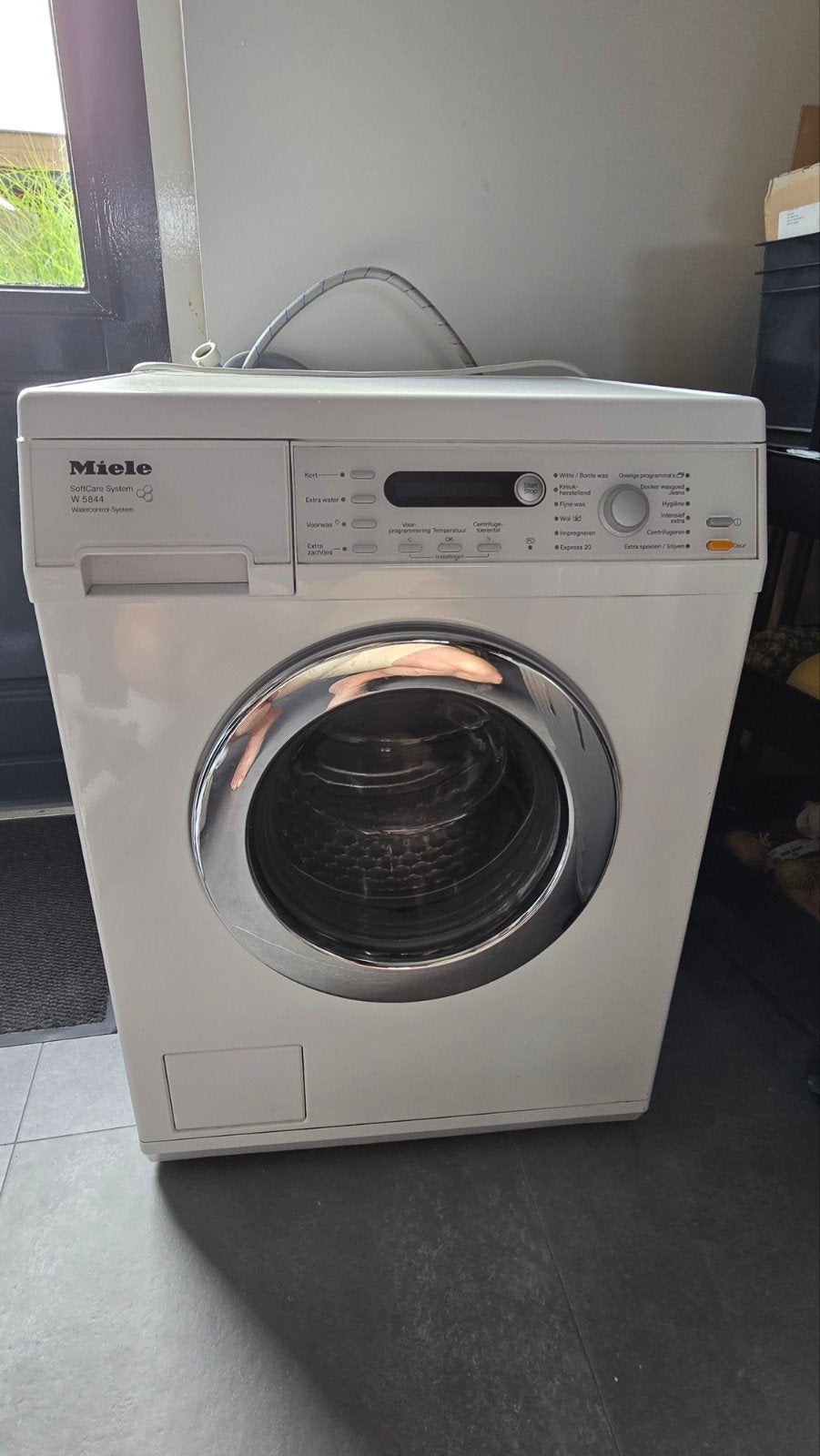Miele W5844 SoftCare System Wasmachine, Ophalen, 1200 tot 1600 toeren, Gebruikt, 8 tot 10 kg