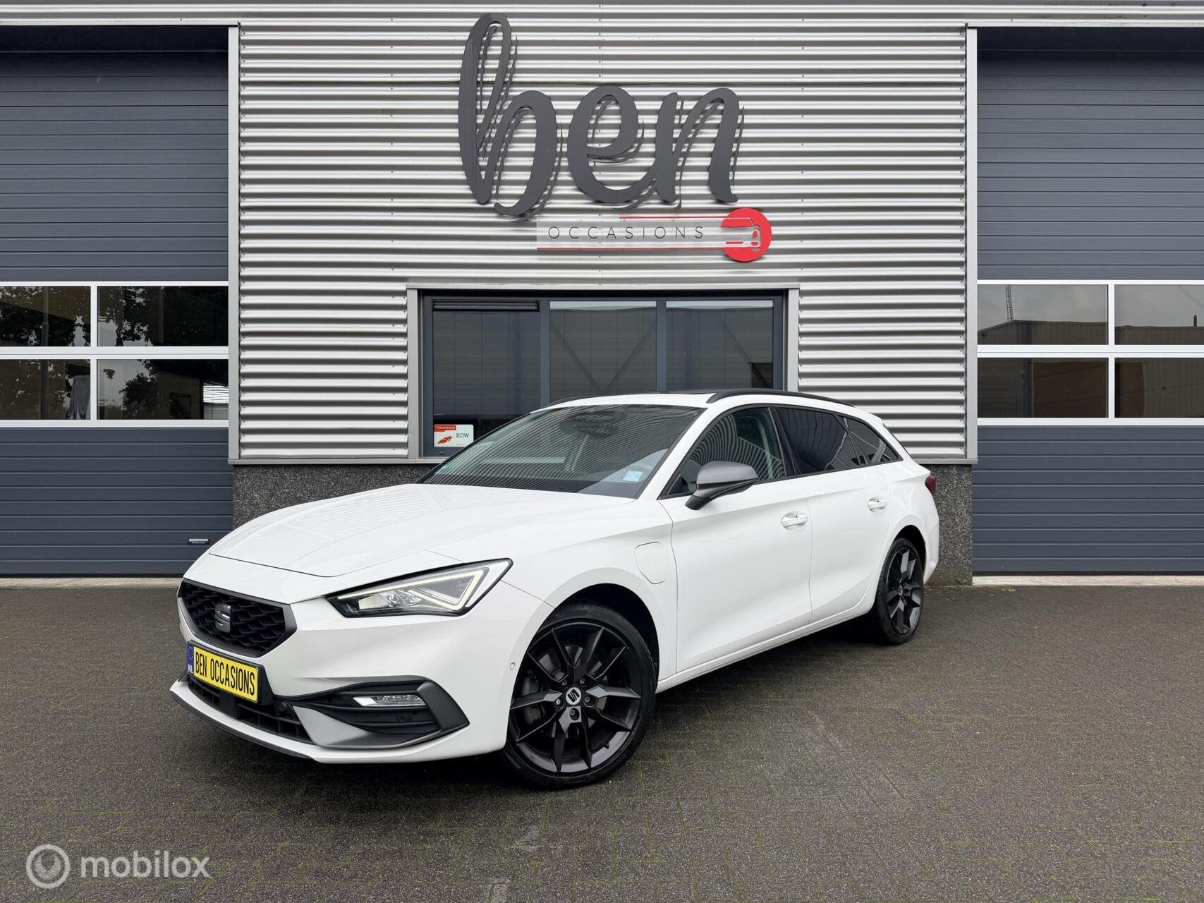 Seat Leon Sportstourer 1.4 TSI eHybrid PHEV FR, Auto's, Euro 6, 4 cilinders, Leon, Wit