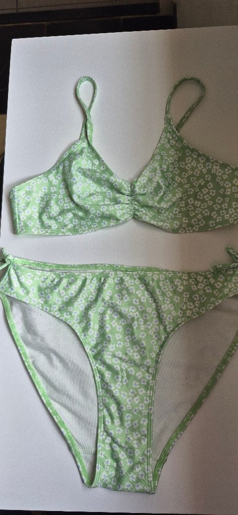 Bikini groen met witte bloemetjes maat 158/164 H&M, Bikiniset, Meisje, H&M, Ophalen of Verzenden