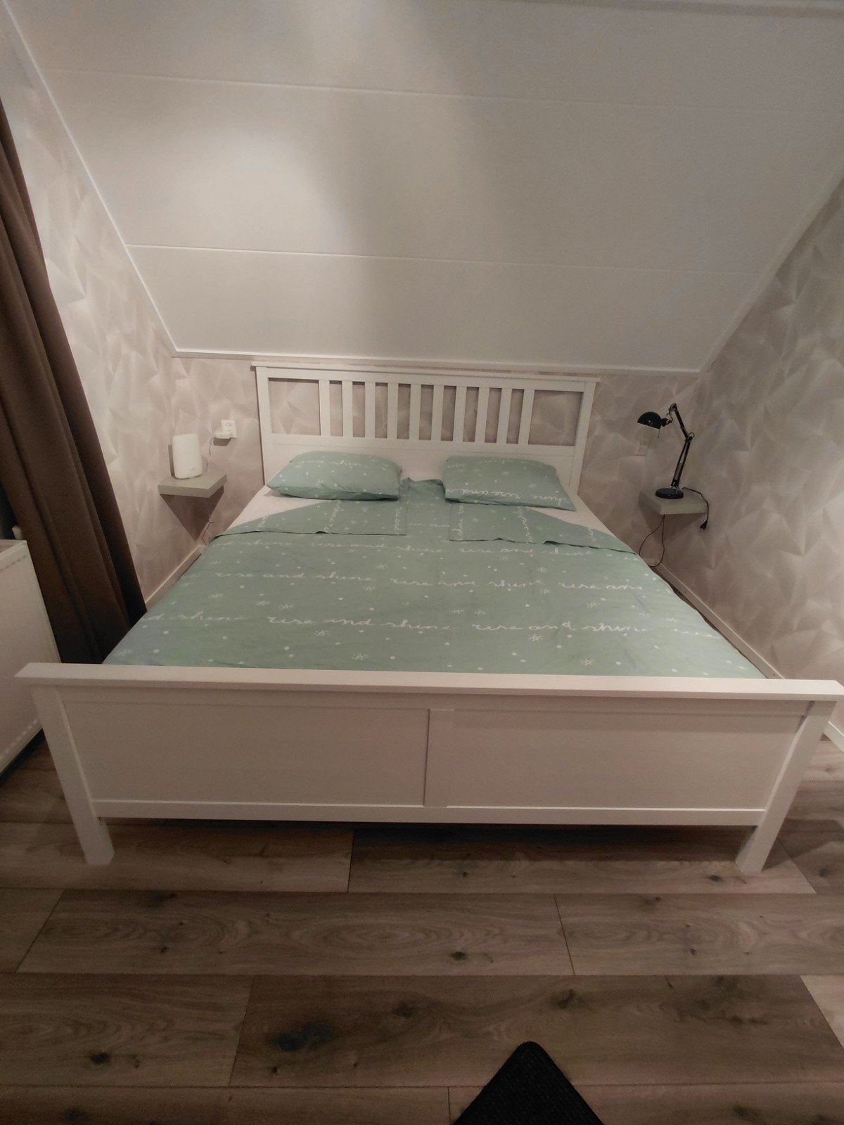 Bed (180x200) met kledingkast (110x190), Huis en Inrichting, Slaapkamer | Bedden, Gebruikt, Tweepersoons, 180 cm, 200 cm, Hout