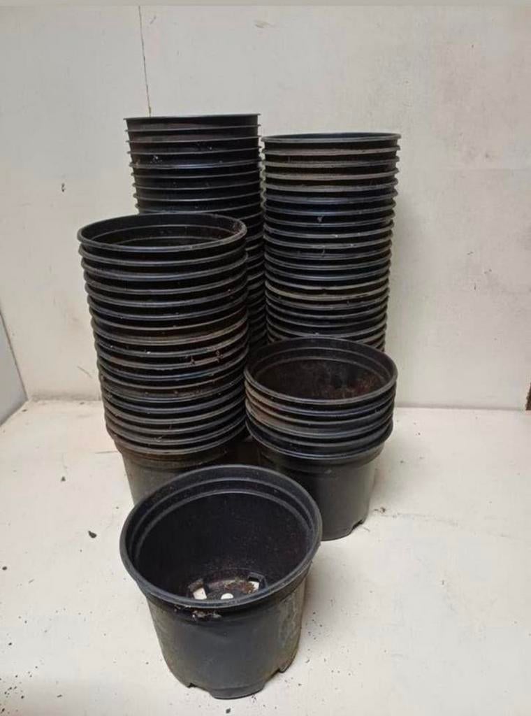 Kweekpotten plantenpotten bloempotten 2 liter, Kunststof, Gebruikt, Rond, Ophalen of Verzenden