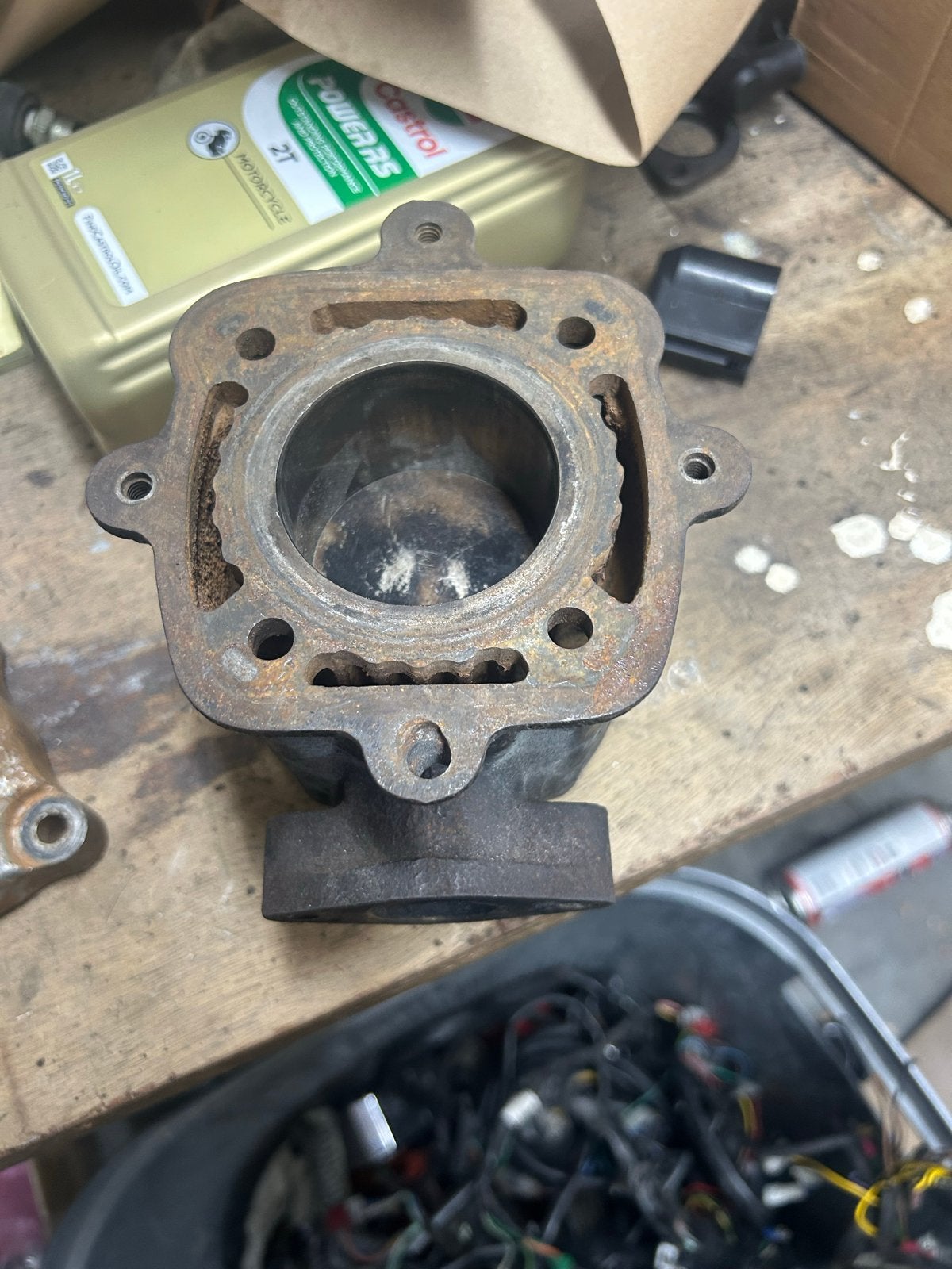 Piaggio 125cc originele LC cilinder met binnenkop, Ophalen of Verzenden, Gebruikt, Cilinder, Piaggio