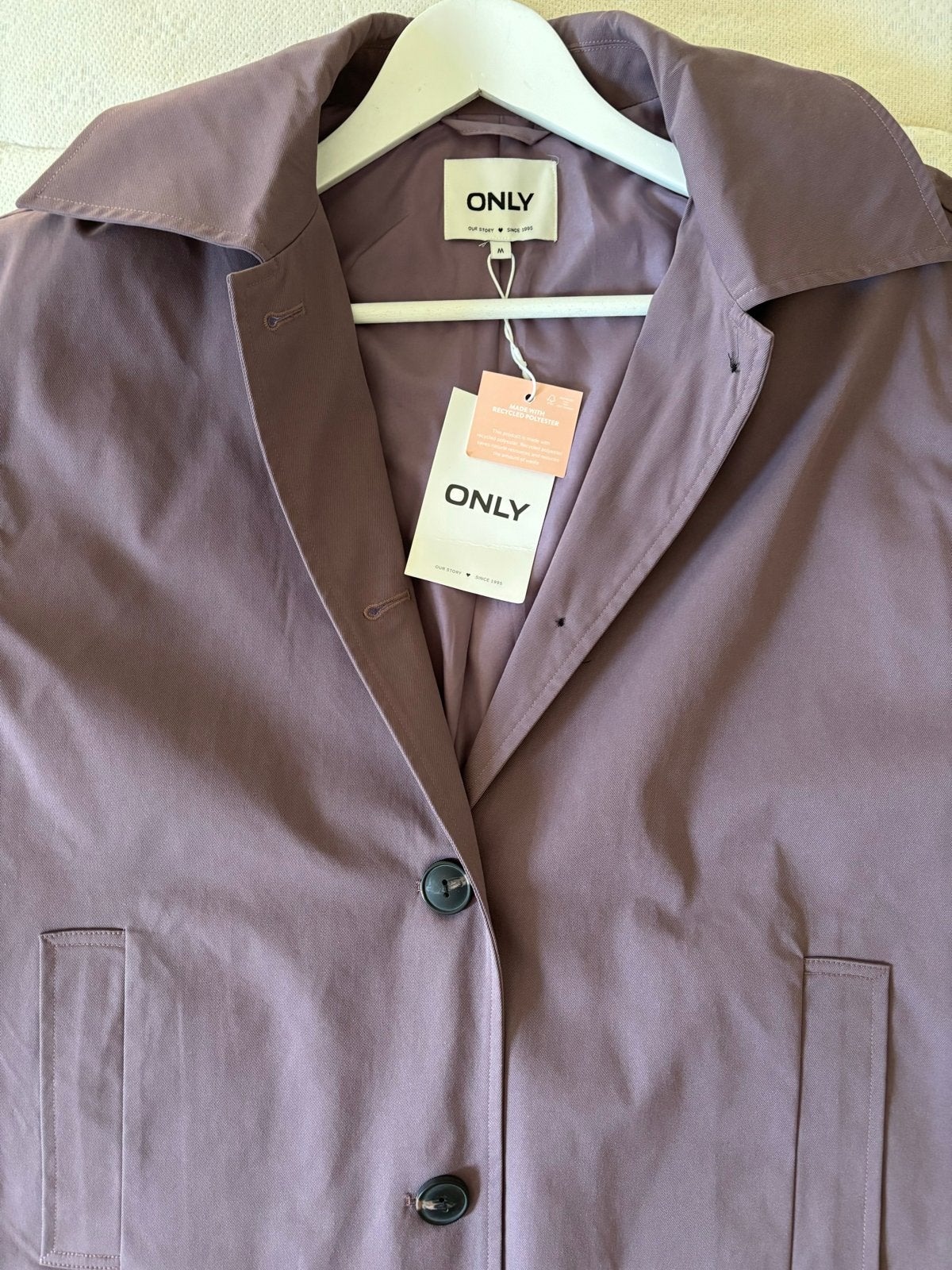 Nieuw Only jasje - Paars RAL 4005 - M, Kleding | Dames, Jassen | Zomer, Ophalen of Verzenden, Nieuw, Paars
