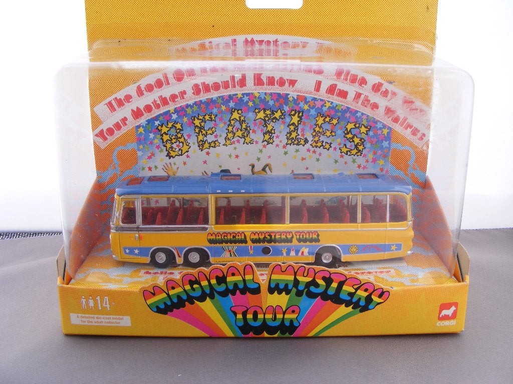 Corgi BT78210 Beatles 2008 - Magical Mystery Tour Bus, Ophalen of Verzenden, Nieuw, Bus of Vrachtwagen