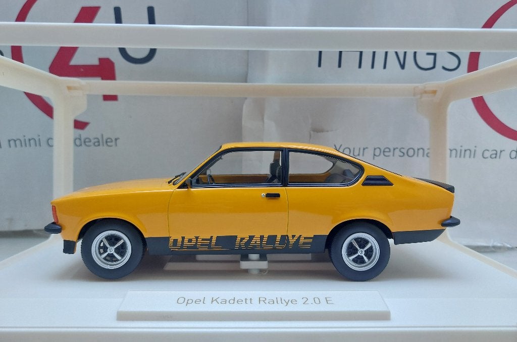 Norev 1:18 Opel Kadett C Rally 2.0E 1977 okergeel matt zwart, Hobby en Vrije tijd, Modelauto's | 1:18, Ophalen of Verzenden, Nieuw