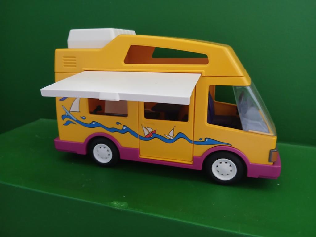 Playmobil caravan 3945, Ophalen of Verzenden, Gebruikt, Complete set