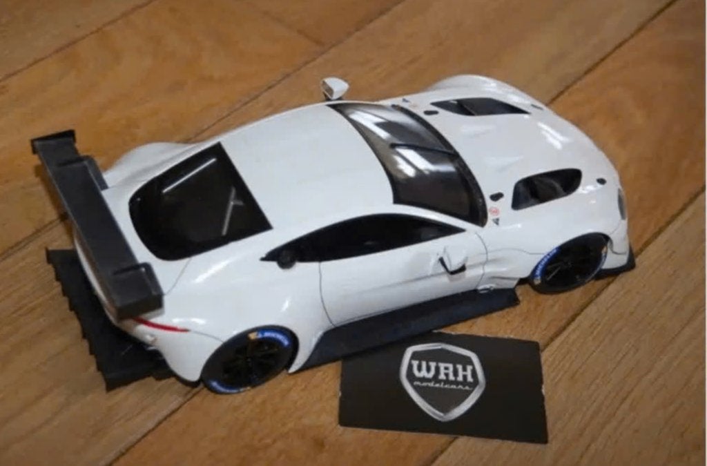 1:18 ASTON MARTIN VANTAGE GTE LM white Autoart no box WRH, Verzenden, Zo goed als nieuw, Auto, Autoart