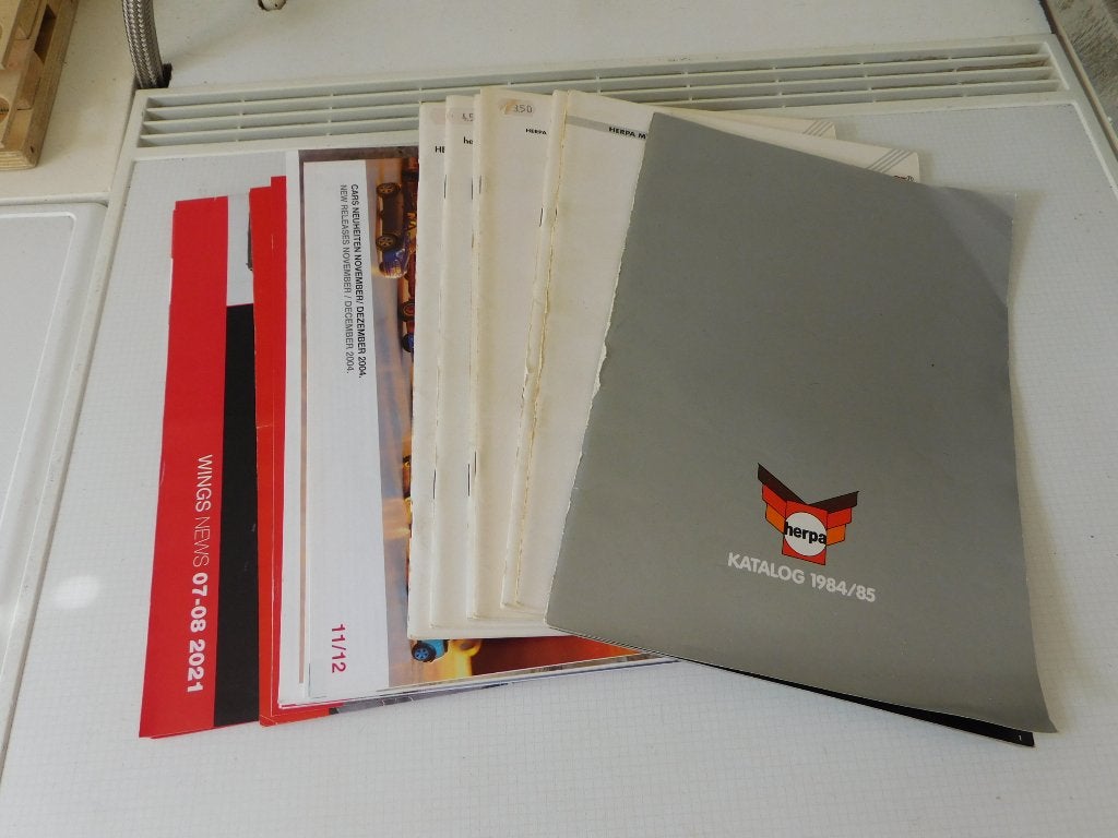 Herpa folders zie de foto's welke., Hobby en Vrije tijd, Modelauto's | 1:87, Ophalen of Verzenden, Gebruikt, Bus of Vrachtwagen