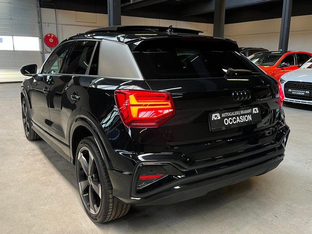 Audi Q2 35 TFSI S Edition Automaat/Pano/Virtual/Camera, Auto's, Audi, 4 cilinders, 150 pk, Zwart, Origineel Nederlands