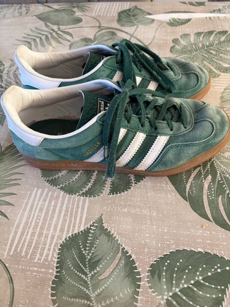 Adidas schoenen maat 39 1/3, Kleding | Dames, Adidas, Ophalen of Verzenden, Sneakers of Gympen, Gedragen