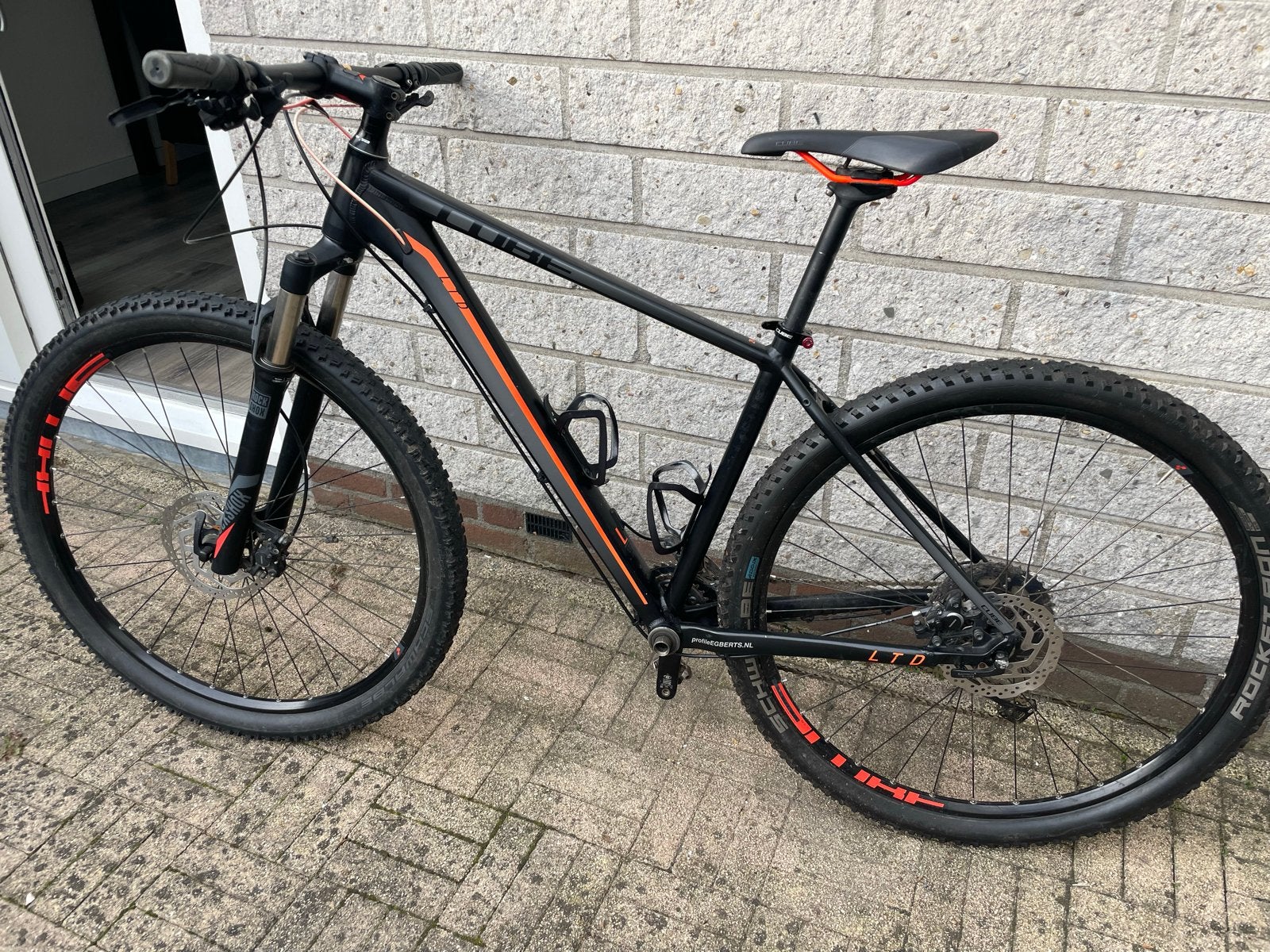 Foto 7 van Cube LTD Pro Mountainbike - Zo goed als nieuw