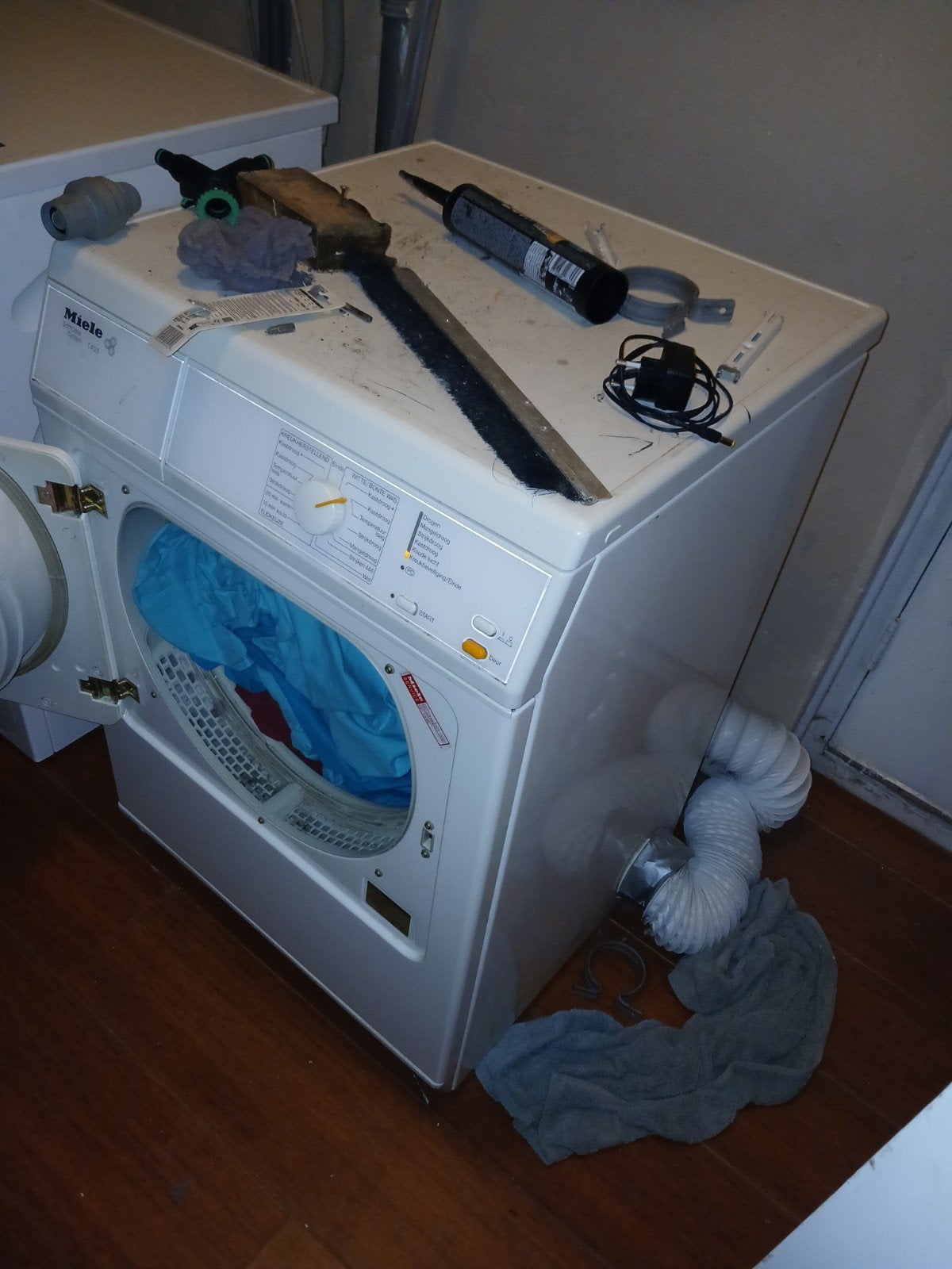 Miele Afvoerdroger T4123 - Nette staat, werkt super goed!, Ophalen, Gebruikt, Voorlader, Luchtafvoer
