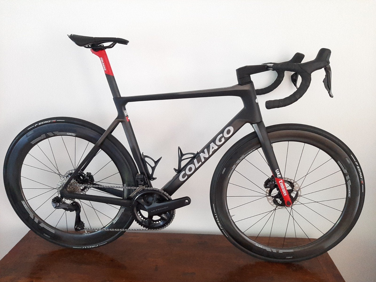 Colnago V4rs disc di2 Ultegra UAE.(Nieuw), 28 inch, Carbon, Colnago, Nieuw