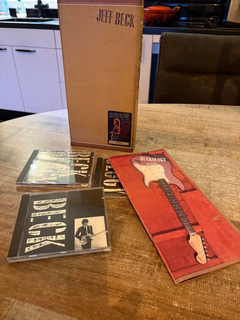 Jeff Beck - Beckology (3 cd longbox), Ophalen of Verzenden, Zo goed als nieuw, Poprock