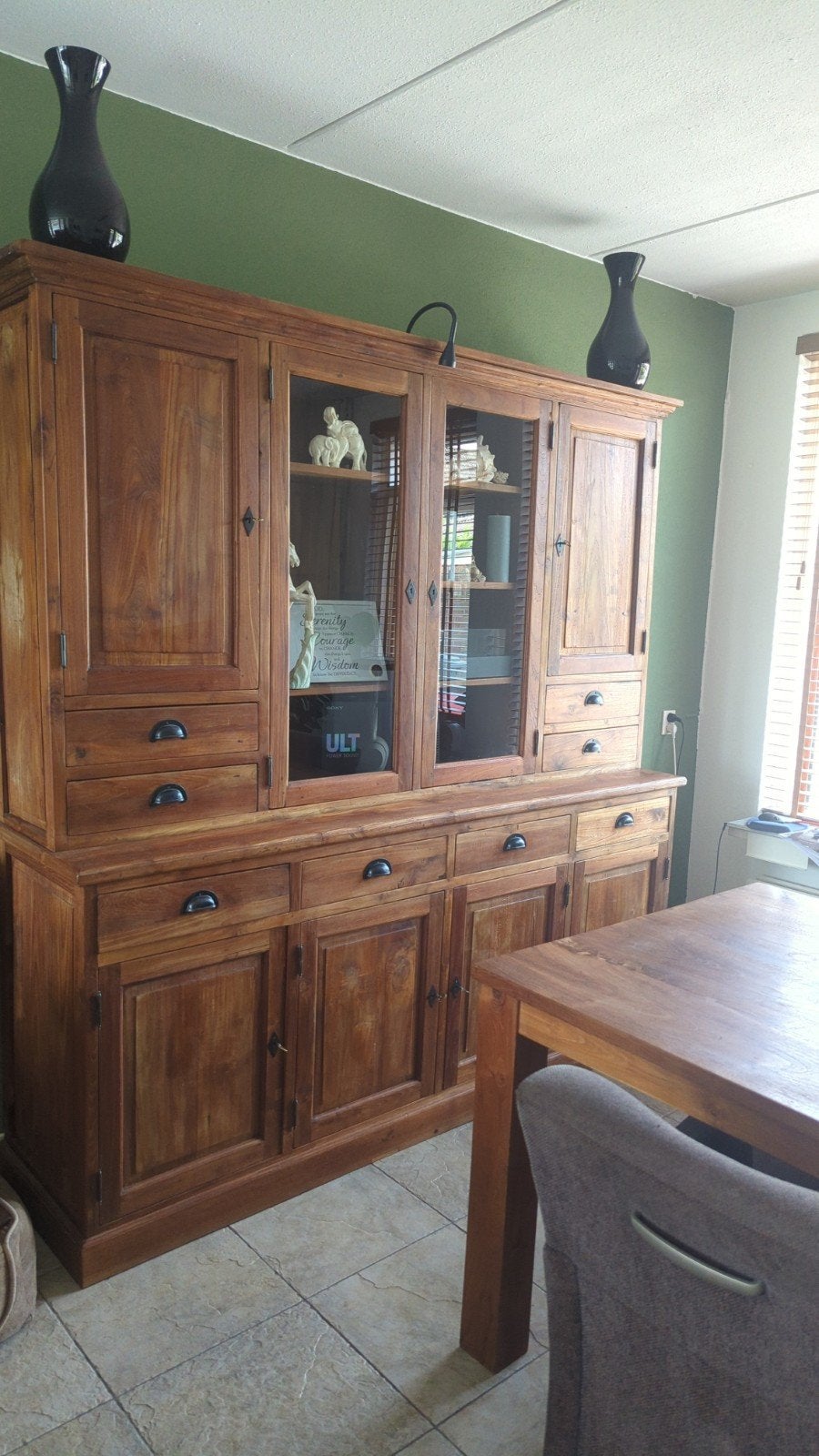 Massief TEAK houten buffetkast met vitrine en lades, Gebruikt, Met deur(en), 200 cm of meer, 150 tot 200 cm