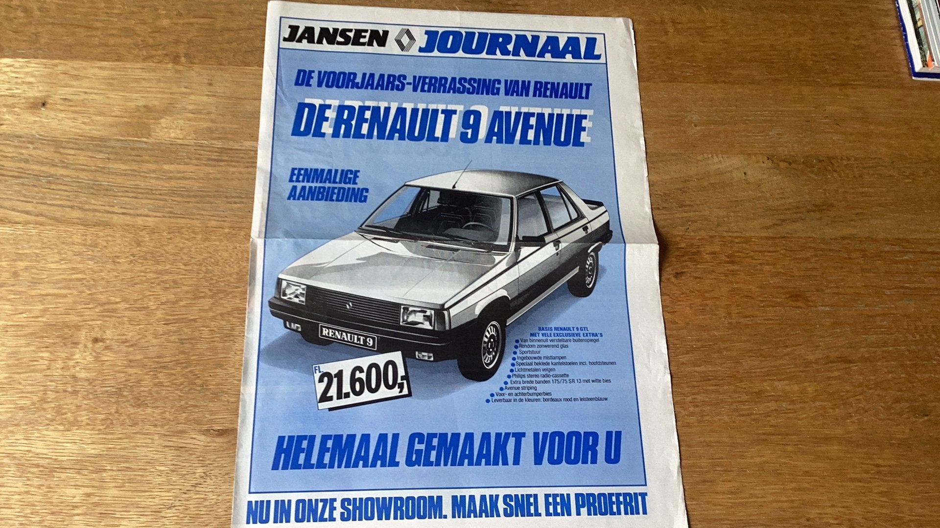 Renault 9 Avenue en krant 1983, Ophalen of Verzenden, Gelezen, Renault