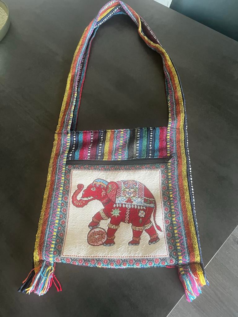Nieuwe Thaise tas met olifant, 30x30 cm, gevoerd en ritsen, Sieraden, Tassen en Uiterlijk, Tassen | Damestassen, Ophalen of Verzenden