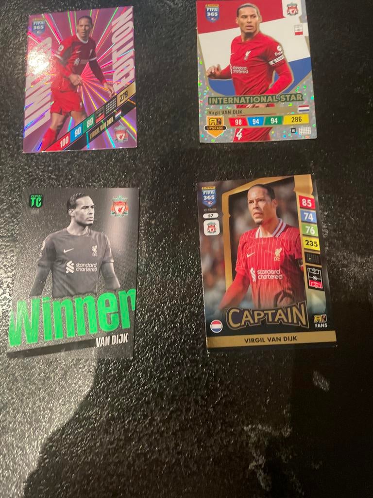 Virgil van Dijk FIFA 365 Adrenalyn XL Kaarten (4 stuks), Ophalen of Verzenden, Zo goed als nieuw, Buitenlandse clubs, Spelerskaart